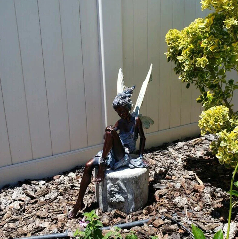 Mystic Fee Statue